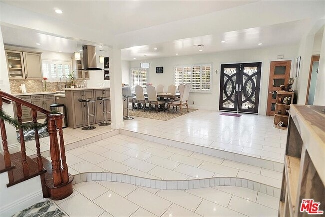 Building Photo - 3612 Tuller Ave