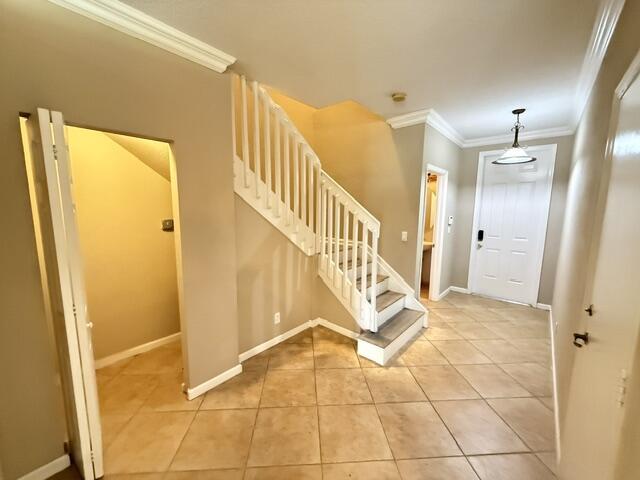 Building Photo - 3075 N Evergreen Cir