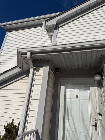 Building Photo - 1301 Sabrina Ln