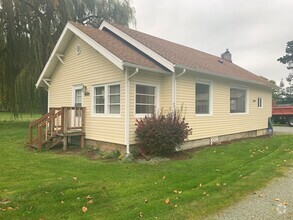Building Photo - 762 Rhodes Rd