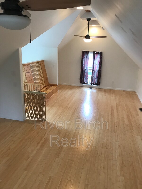 Building Photo - 1312 Monument Ave