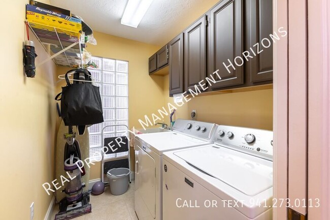 Building Photo - 6815 Pleasant Hill Rd