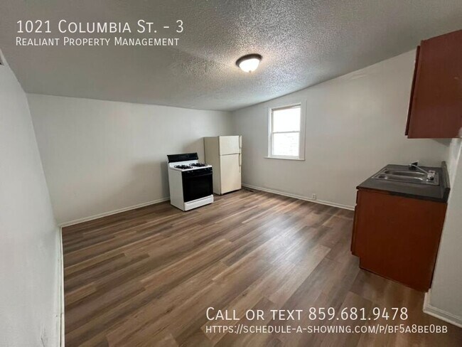 Building Photo - 1021 Columbia St