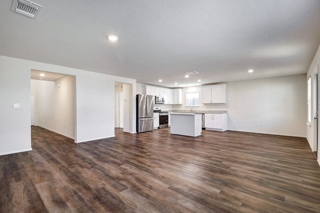 Building Photo - Modern Two-Story with Office, Loft, and Co...