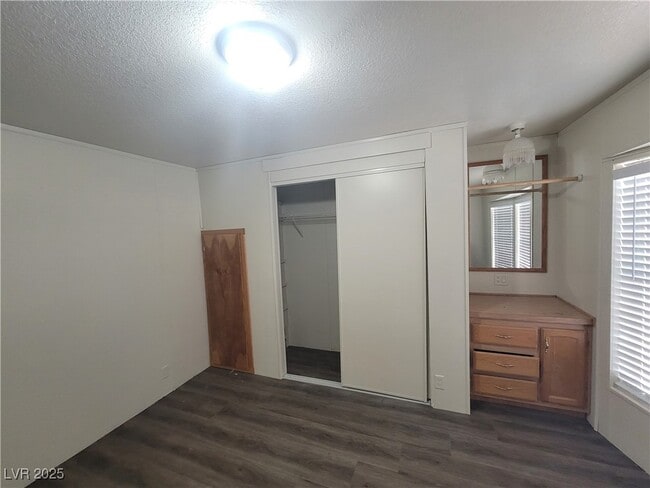 Building Photo - 3021 Borax Ave
