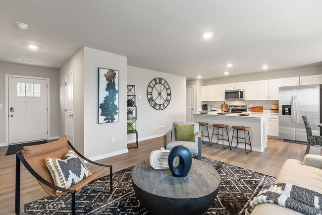 Building Photo - Brixin Townhomes at Cressmoor Estates