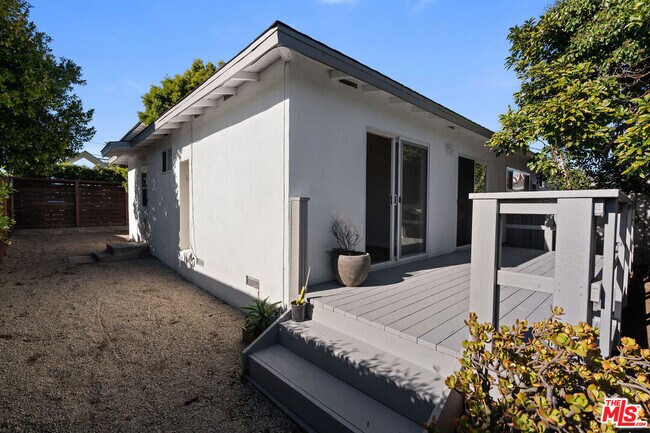 Building Photo - 1408 17th St