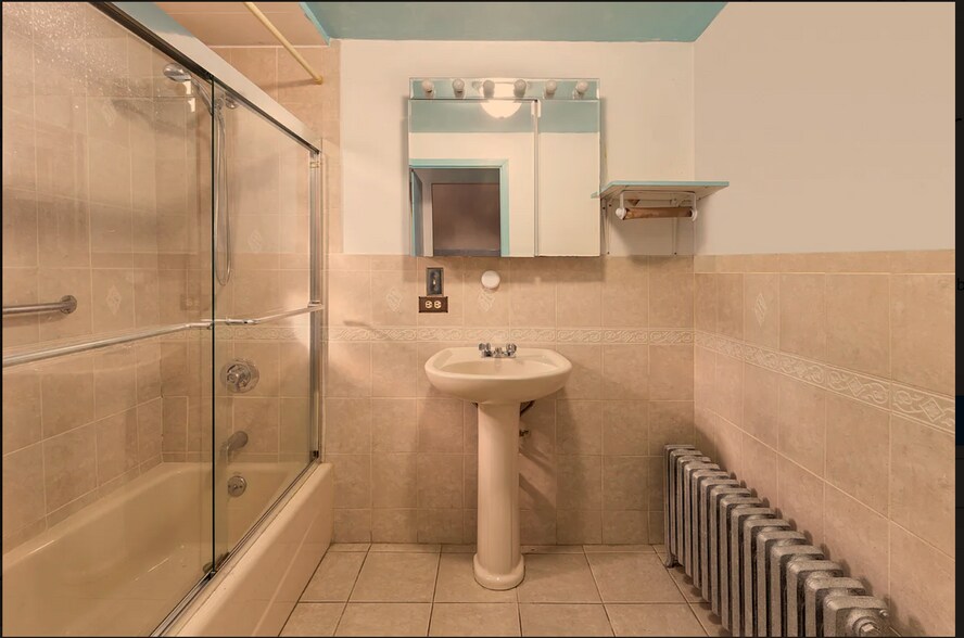 Building Photo - 414 E 142nd St