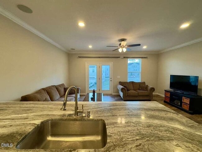 Building Photo - 2223 Chattering Lory Ln