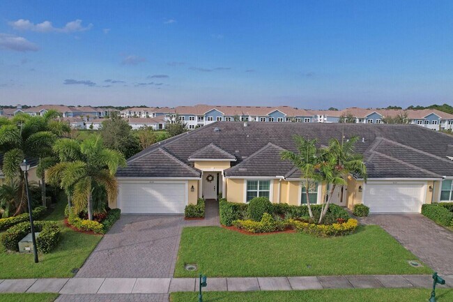 Building Photo - 6120 NW Cullen Way