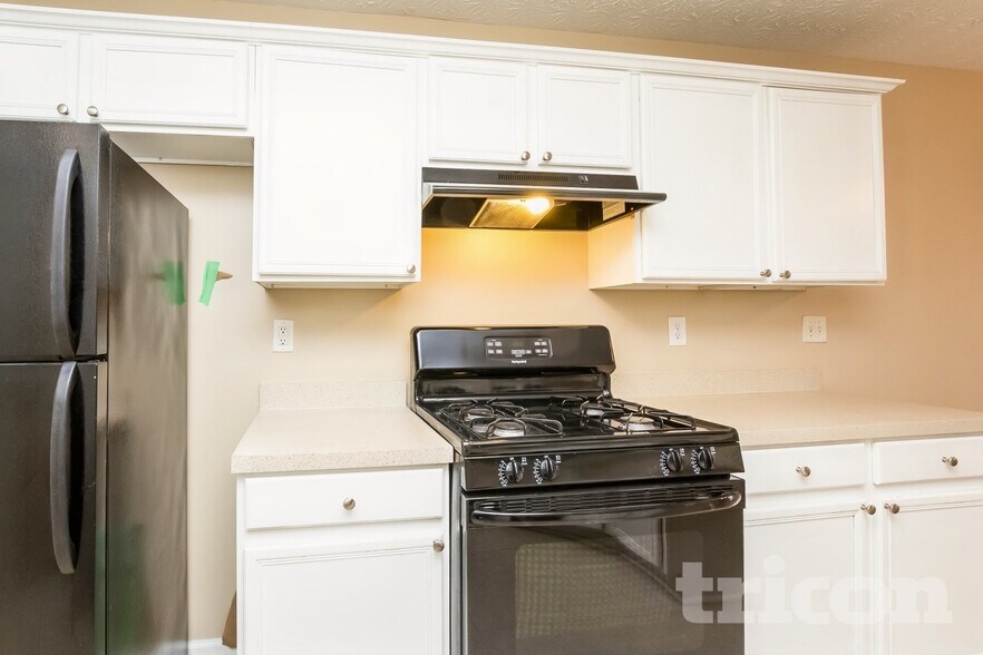 Building Photo - 520 Gatewood Dr