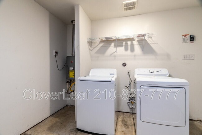 Building Photo - 10939 Delight Grove