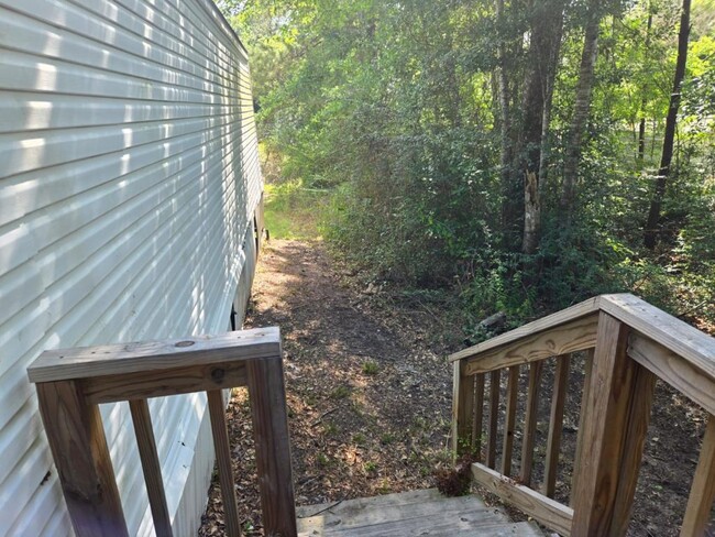 Building Photo - 1498 Robinson Rd