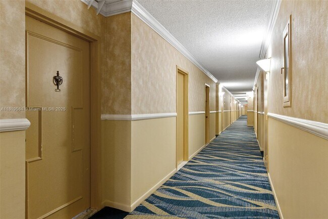 Building Photo - 3800 S Ocean Dr