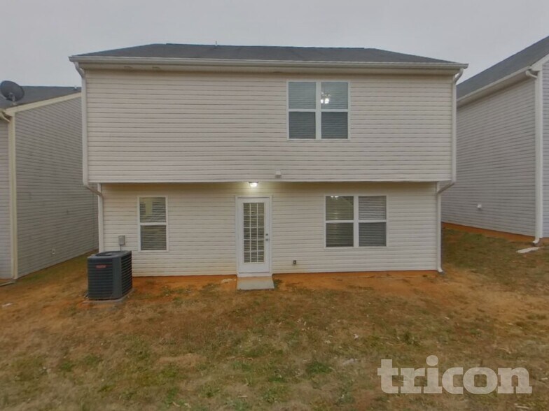Building Photo - 4729 Brewer Dr