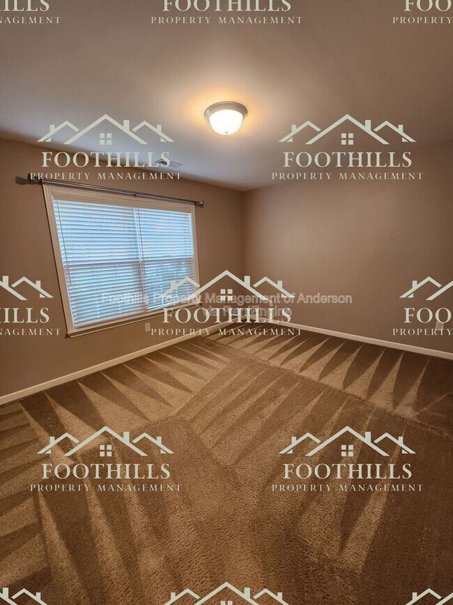 Building Photo - 1027 Whirlaway Cir