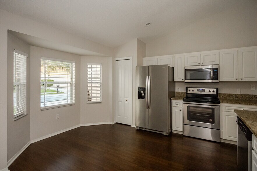 Building Photo - 5025 Yellowtop Loop