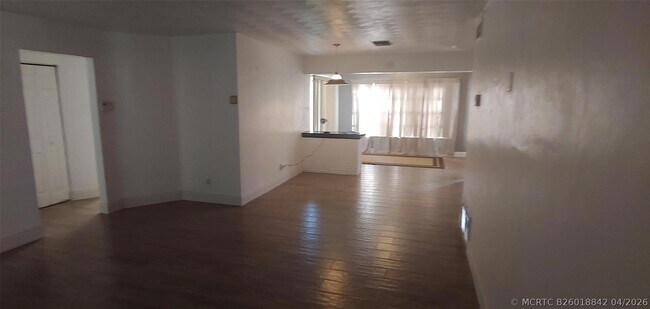 Building Photo - 3860 NW 8th Pl