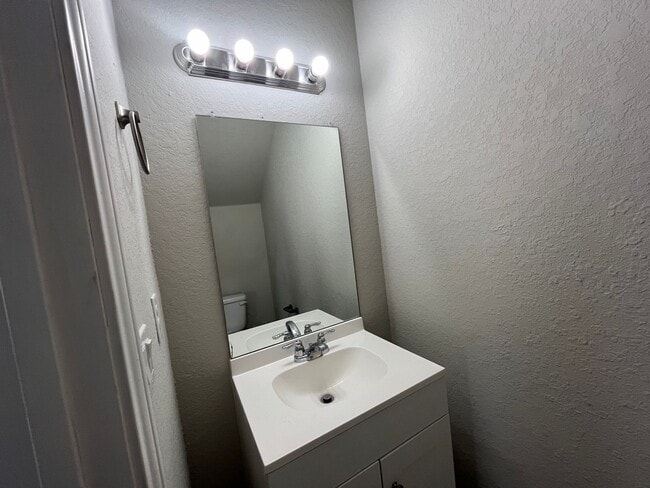 Building Photo - 13207 Reid Mdws