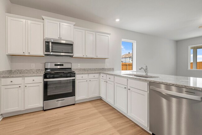 Building Photo - 400 Mystic Slopes Dr