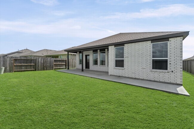 Building Photo - 16503 Mesquite Fld Dr
