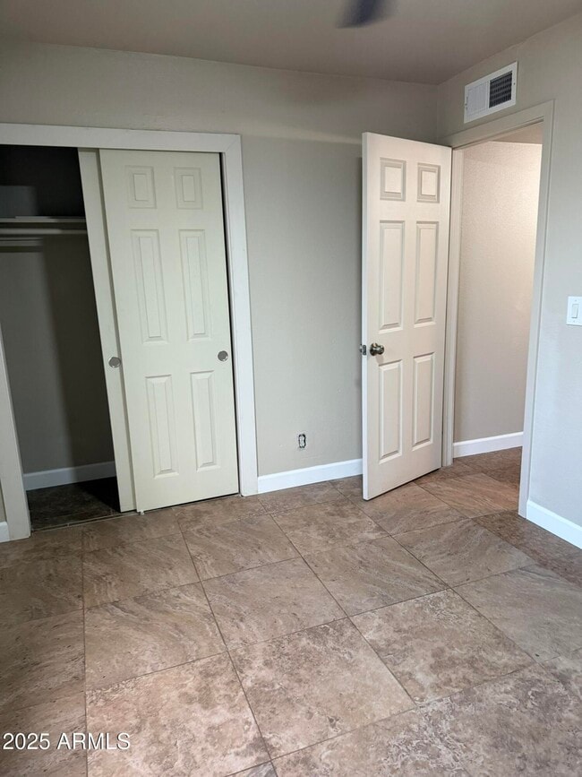 Building Photo - 1516 W Pueblo Ave