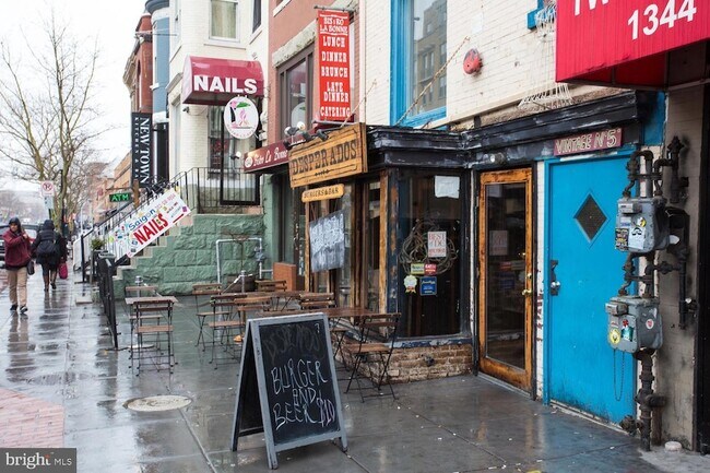 Building Photo - 1701 16th St NW