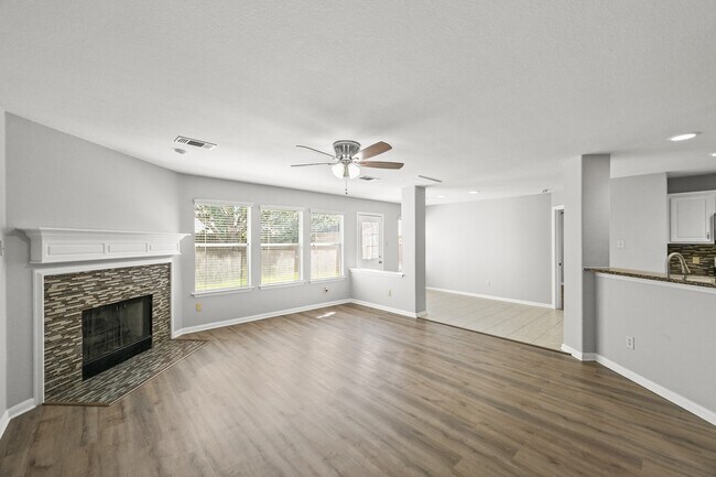 Building Photo - 14614 Hazy Ridge Ln