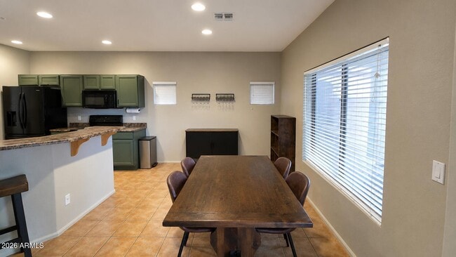 Building Photo - 4523 W Rolling Rock Dr