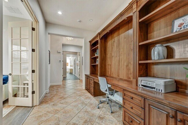 Building Photo - 17581 N 95th St