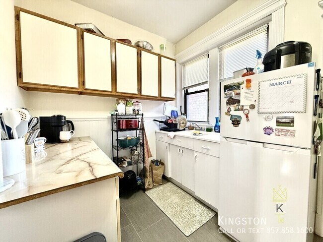 Building Photo - 1957 Commonwealth Ave