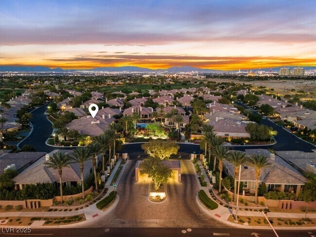 Building Photo - 10013 Alegria Dr