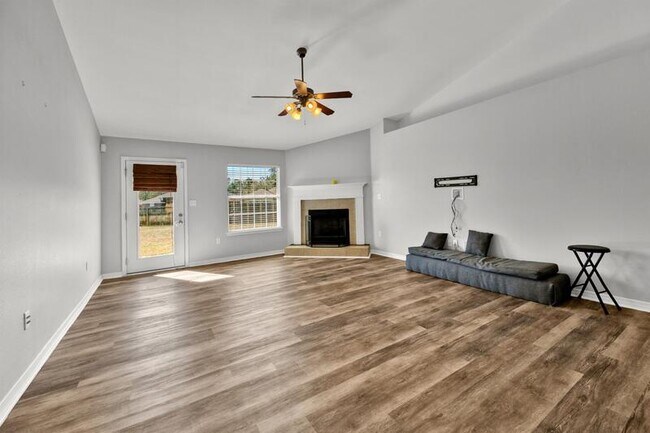 Building Photo - 9431 Pouder Ln