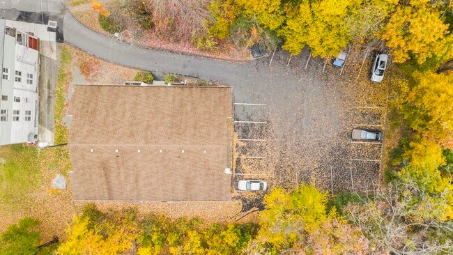 Building Photo - 23 Shirley St