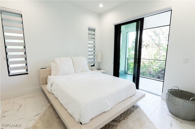 Building Photo - 4064 Full Moon Ct