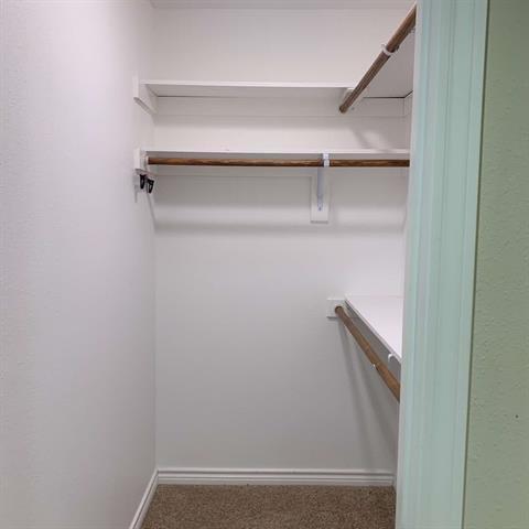 Building Photo - 214 Braz St