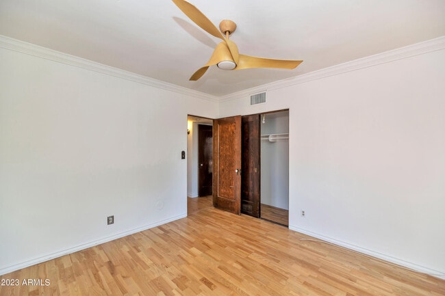 Building Photo - 315 W Virginia Ave