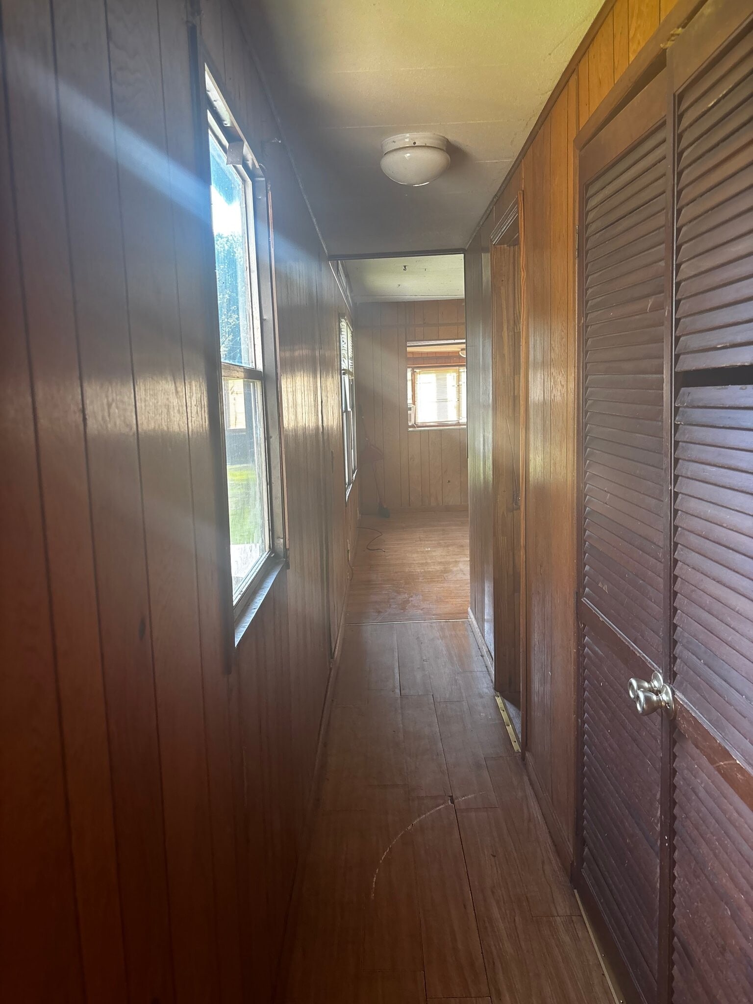 Building Photo - 55 Rose Hill Dr