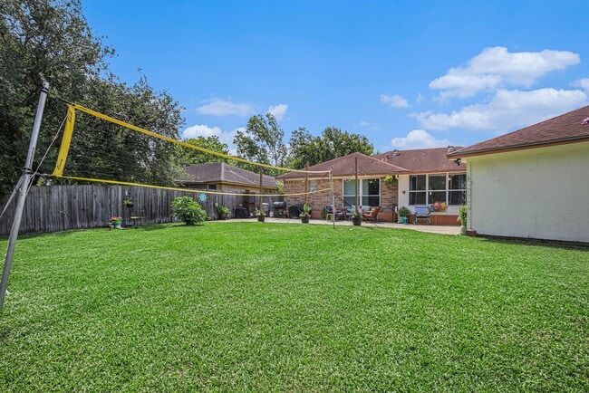 Building Photo - 5118 Whittier Oaks Dr