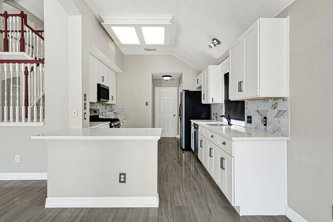 Building Photo - 3207 Crimson Coast Dr