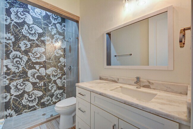 Building Photo - New construction, 4 story home with 3 beds...