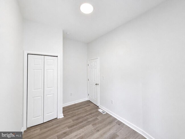 Building Photo - 4031 Park Heights Ave