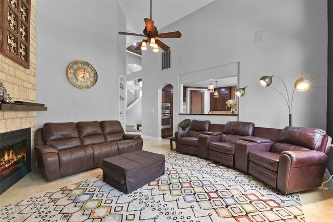 Building Photo - 21131 Beech Landing Ln