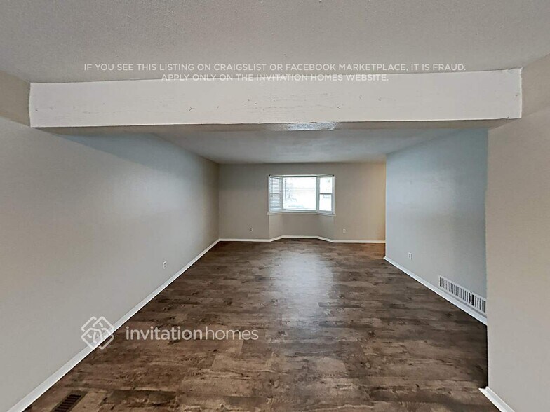 Building Photo - 5172 S Truckee St