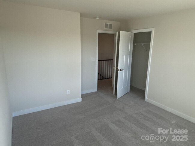 Building Photo - 10460 Dalton Woods Ct NW