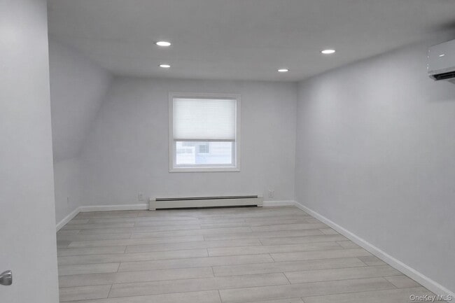 Building Photo - 70 S Cottage St