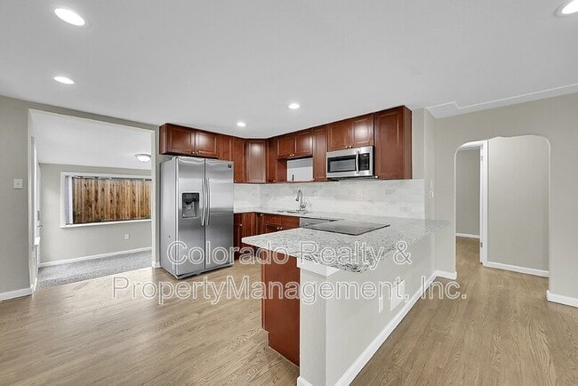 Building Photo - 2761 S Hazel Ct