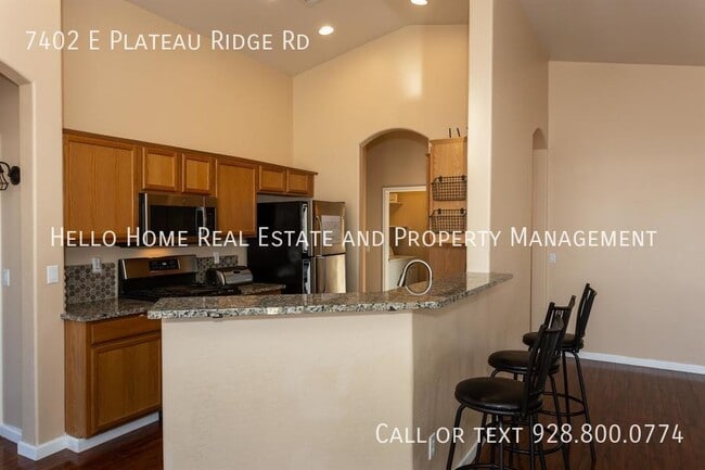 Building Photo - 7402 E Plateau Ridge Rd