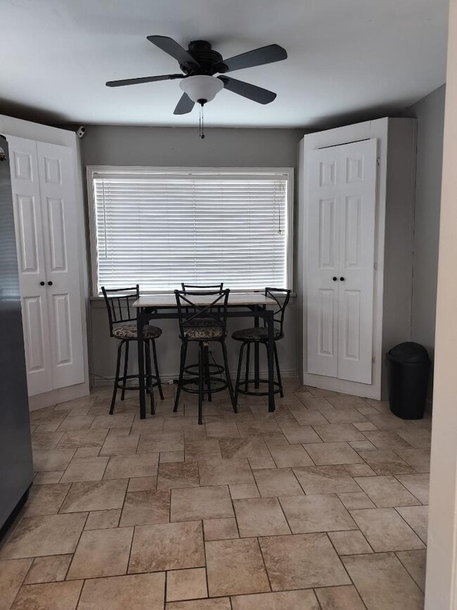 Building Photo - 519 Utah Ave