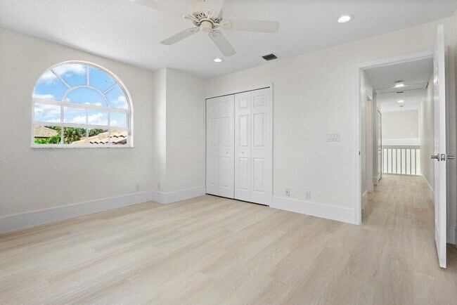 Building Photo - 20321 Hacienda Ct